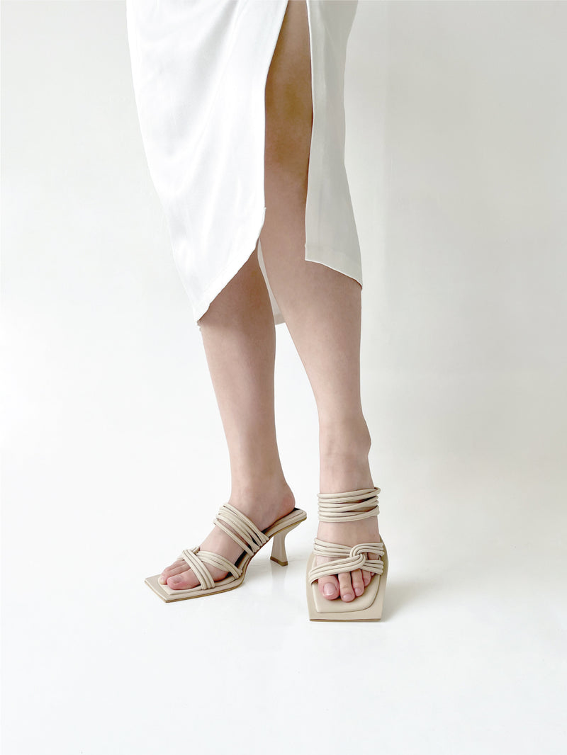 Darcy Heels - Ecru