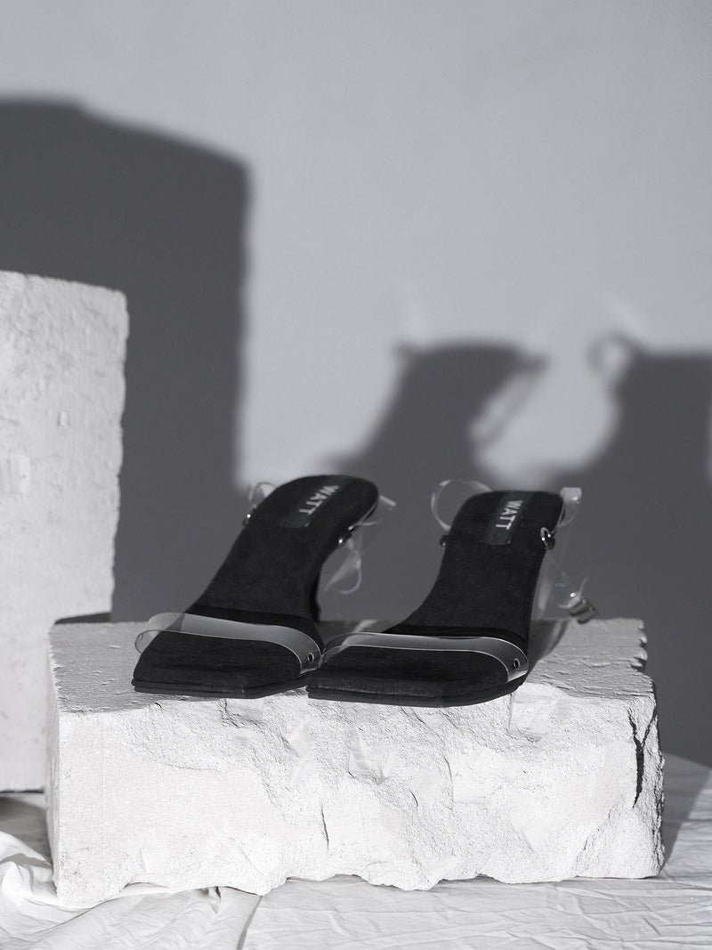 Canvas 002 - Black