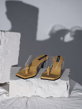 Canvas 004 - Mustard