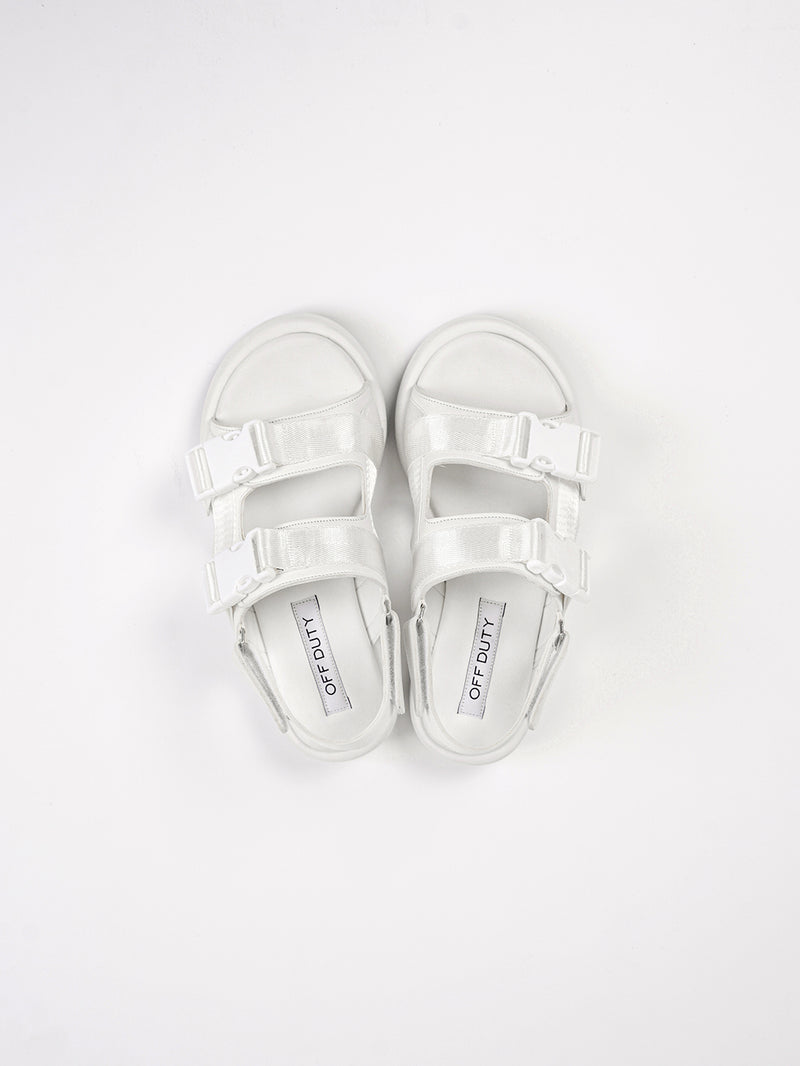 Escape - White