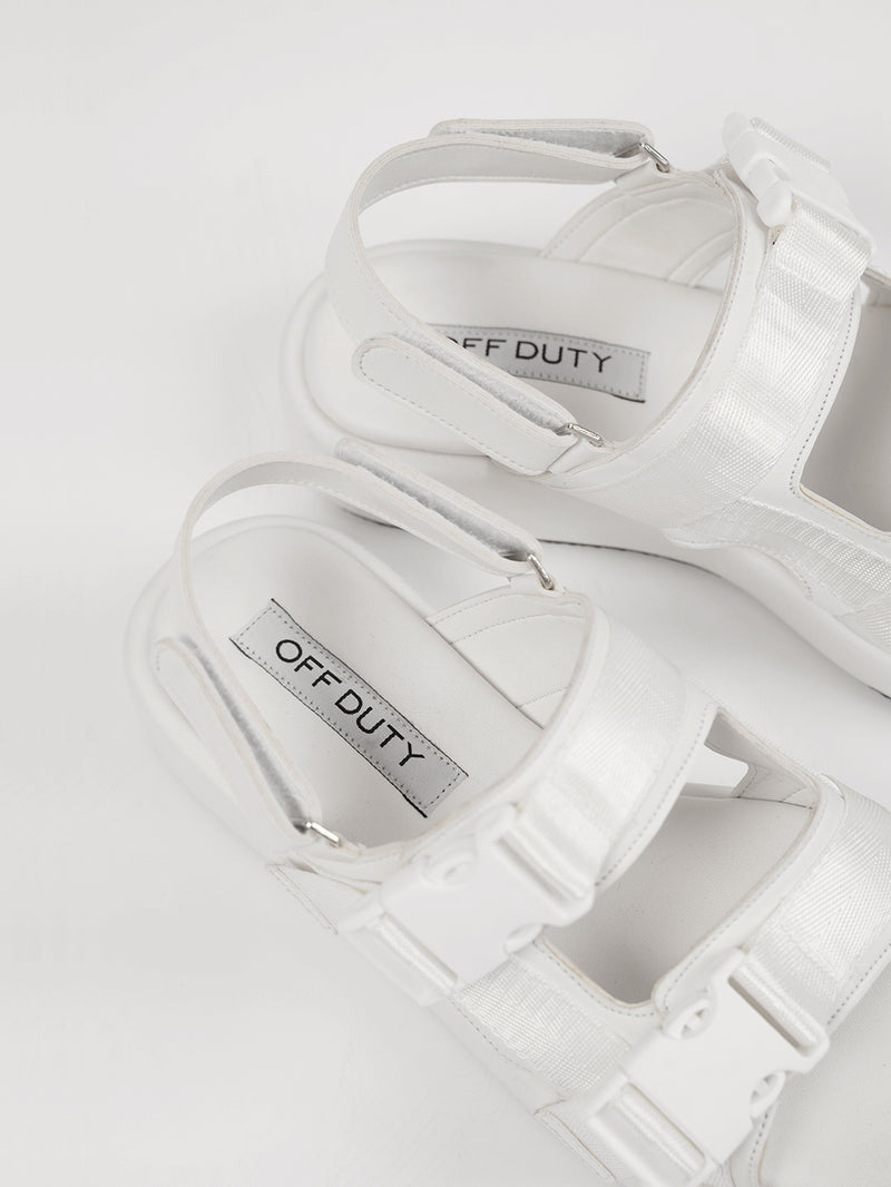 Escape - White