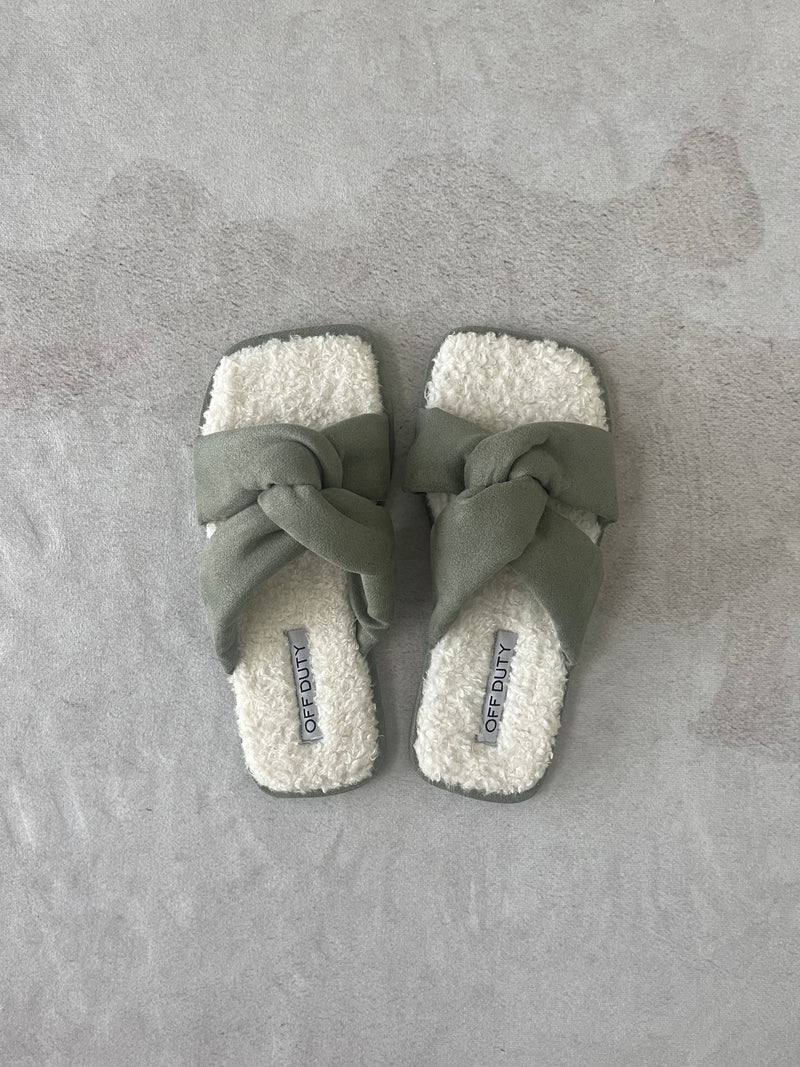 Hare - Smokey Green