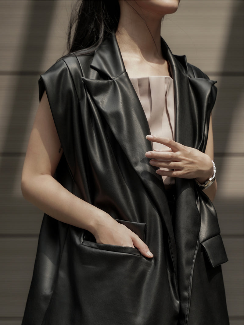 Reign Vest - Black